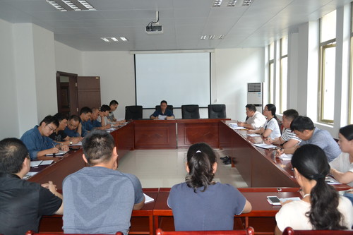 张力燕：龙岩分公司召开第三季度政工例会[2].jpg