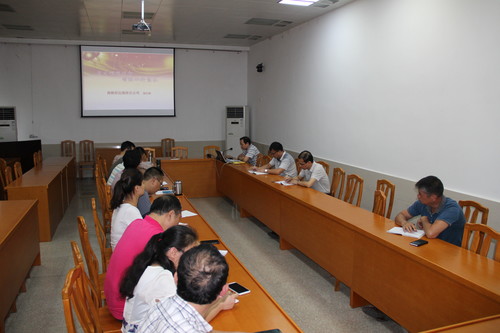 29    黄建新：两学一做研讨会现场[2].jpg