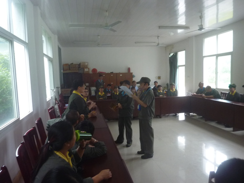 荆东杰:永安分公司六车间引入“竞赛机制”强化安全生产工作1.jpg 荆东杰:永安分公司六车间引入“竞赛机制”强化安全生产工作1.jpg