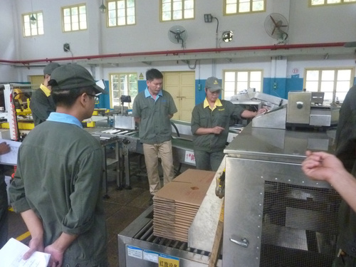 荆东杰:永安分公司六车间引入“竞赛机制”强化安全生产工作2.jpg 荆东杰:永安分公司六车间引入“竞赛机制”强化安全生产工作2.jpg