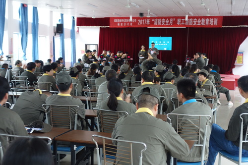 庄灿彬-消防安全知识竞赛照片.jpg 庄灿彬-消防安全知识竞赛照片.jpg