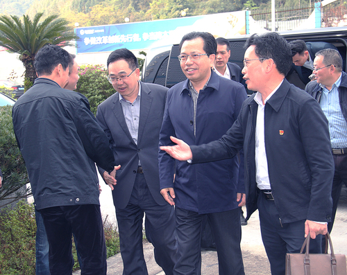 罗联河：省国资委党委书记邵玉龙一行莅临海峡科化公司调研指导01.jpg
