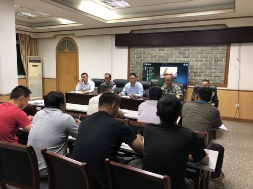 公司党支部书记谢俊源对爆破规范操作流程提出具体要求(工程部).jpg 公司党支部书记谢俊源对爆破规范操作流程提出具体要求(工程部).jpg