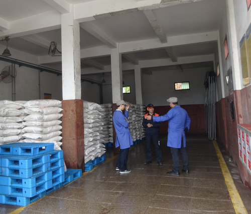 DSC05825.jpg DSC05825.jpg