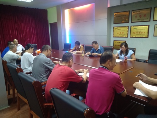 爆破综合办 公司纪委书记曾开锋到民化爆破、闽能销售公司开展廉政谈话.jpg