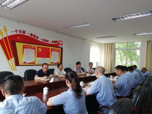 蔡美花:图为调研座谈会现场.jpg 蔡美花:图为调研座谈会现场.jpg