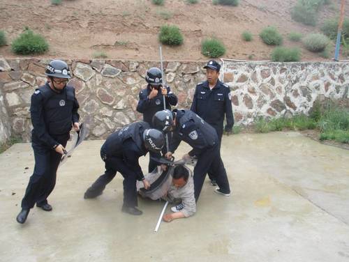 东诺.jpg 东诺.jpg