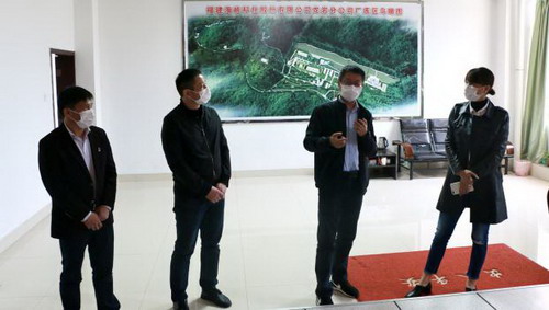 科技局到龙岩分公司检查指导1_调整大小.jpg 科技局到龙岩分公司检查指导1_调整大小.jpg