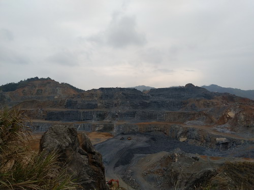 陈赫-富兴建设永安项目部顺利完成复工复产后的首次大规模爆破任务1_调整大小.jpg 陈赫-富兴建设永安项目部顺利完成复工复产后的首次大规模爆破任务1_调整大小.jpg