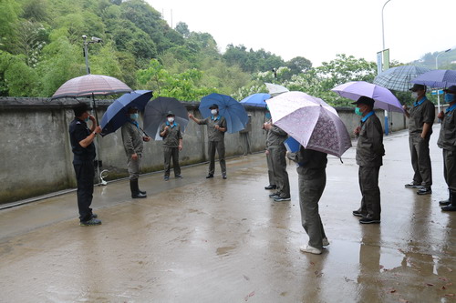 陈剑锋:龙岩分公司开展“两会”期间安全保卫专项检�?_调整大小.jpg 陈剑锋:龙岩分公司开展“两会”期间安全保卫专项检�?_调整大小.jpg