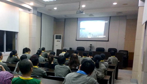 蓝文�?永春分公司组织观看安全警示教育电教片、_调整大小.jpg 蓝文�?永春分公司组织观看安全警示教育电教片、_调整大小.jpg