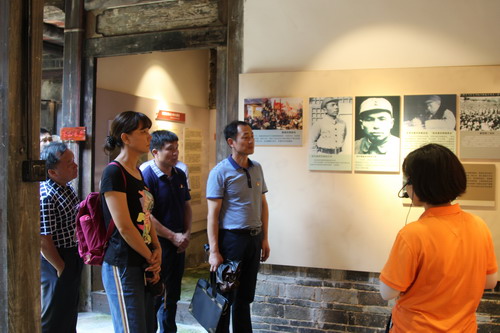 张力燕:龙岩分公司纪委开展“传承红色基因,弘扬良好家风”党风廉政建设系列教育活�?_调整大小.jpg 张力燕:龙岩分公司纪委开展“传承红色基因,弘扬良好家风”党风廉政建设系列教育活�?_调整大小.jpg