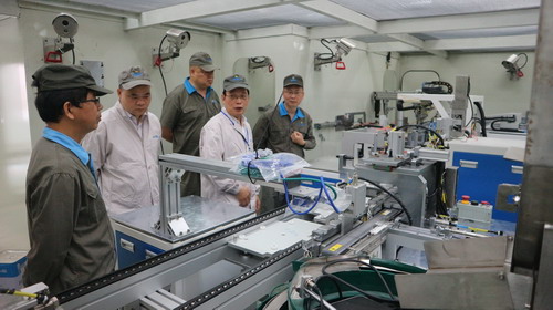 颜建议调研永春分公司1000万发数码电雷管_调整大小.jpg 颜建议调研永春分公司1000万发数码电雷管_调整大小.jpg