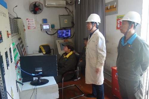 李光：图为检查组深入生产一线开展安全检查~1.jpg