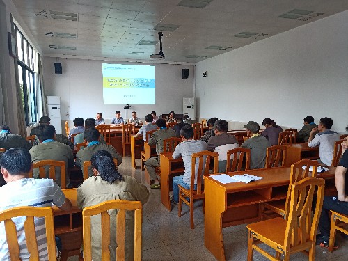 烽林严少明:动员会现场~1.jpg 烽林严少明:动员会现场~1.jpg