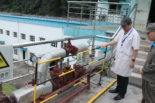 IMG_6505~1.jpg IMG_6505~1.jpg