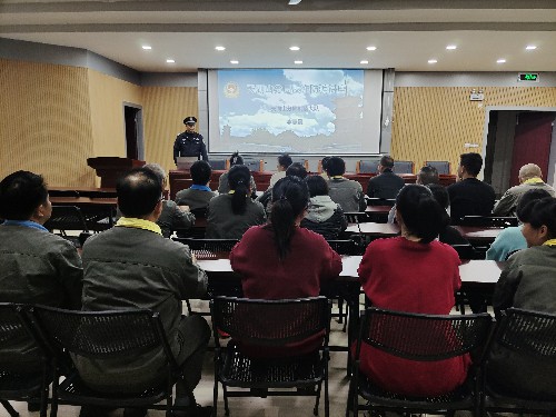 反诈防骗讲座1~1.jpg