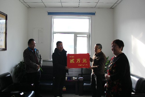 IMG_1954~1.jpg IMG_1954~1.jpg