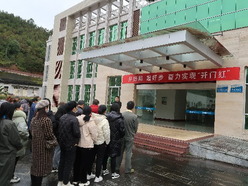 烽林庄忠旭：烽林分公司多措并举保复工 为“开门红”奠基础~1.jpg