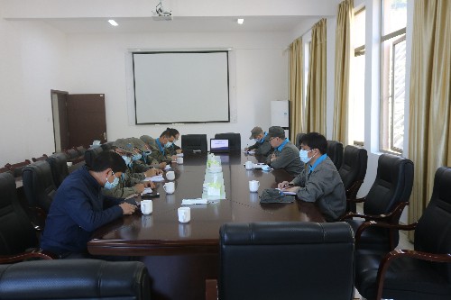 龙岩分公�?董欣�?专题会现�?1)~1.jpg 龙岩分公�?董欣�?专题会现�?1)~1.jpg