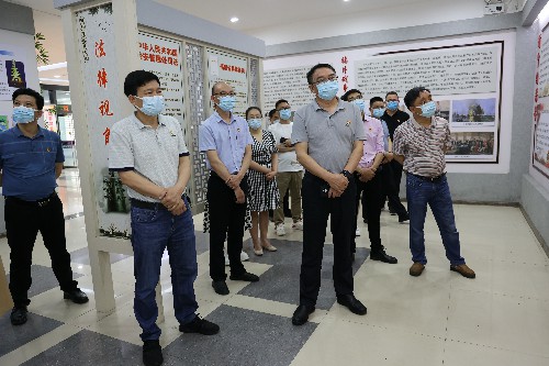 BZ2A0892(采用)~1.jpg BZ2A0892(采用)~1.jpg