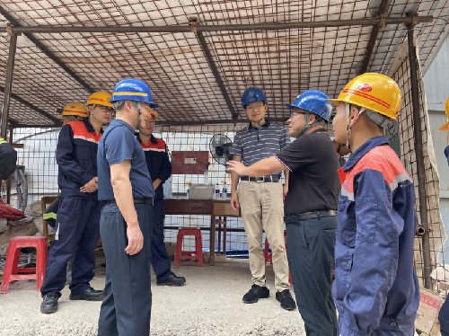 富兴建设公司 林敏�?省机电控股公司党委委员、副总经理吴大文到上杭分公司开展工作调研~1.jpg