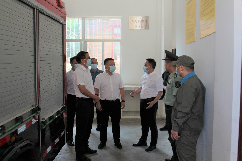 海峡科化永安分公司刘宏凯：永安市市委书记傅天宝到海峡科化永安分公司督导检查党的二十大安保维稳工作照片2~1.jpg