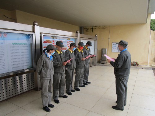 格式工厂龙岩分公�?林春�?宣传现场.jpg 格式工厂龙岩分公�?林春�?宣传现场.jpg