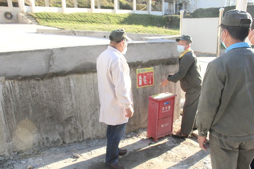 福安胡廷淦：图为张贤锋一行到车间现场检�?(3) [原始大小].jpg