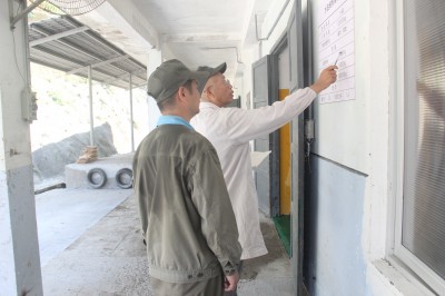 格式工厂福安胡廷淦:图为陈榕光一行到福安分公司检�?(1).jpg 格式工厂福安胡廷淦:图为陈榕光一行到福安分公司检�?(1).jpg