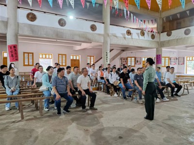 格式工厂烽林连珂莹:聆听《八子参军》微党课.jpg 格式工厂烽林连珂莹:聆听《八子参军》微党课.jpg