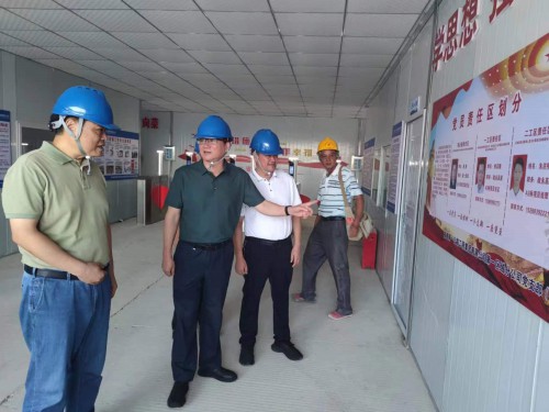 格式工厂民化建设 郭建�?吴彩洪董事长实地调研政永高速III标段东坑隧道爆破工程项目.jpg