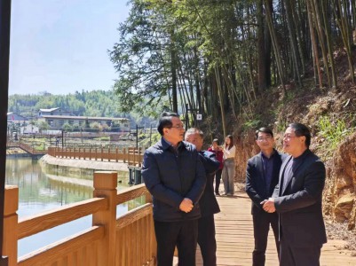 吴彩�? [原始大小].jpg