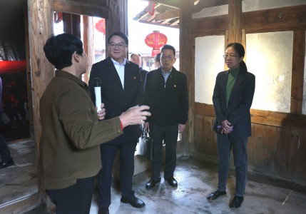 颜建�?(2) [原始大小].jpg